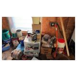 GARAGE LOT