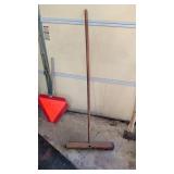 PUSH BROOM