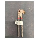 11' Nail Pulling Pliers