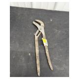 Heavy Duty Groove Joint Pliers