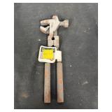 10' Hammer & Plier Tool