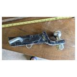 BALL HITCH