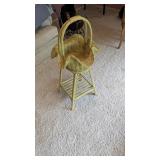 WICKER PLANT STAND