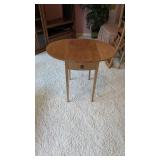 DROP LEAF SIDE TABLE