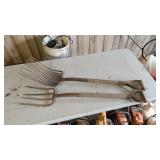 PITCHFORKS