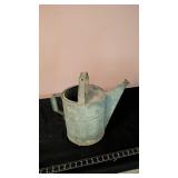 METAL WATERING CAN