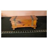 MINI CEDER CHEST