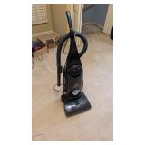 BISSELL VACUUM
