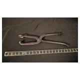 FIREPLACE TONGS