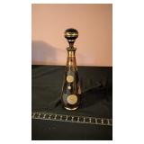 DECANTER