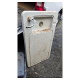 PORTABLE FISH CLEANING STATION