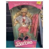 1990 Minnie Mouse DIsney Barbie MIB MIP Sealed