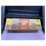 Vintage Hubley Farm Set In Original Box
