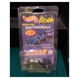 HOT WHEELS Batman Batmobile MOC MIP