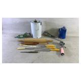 Assortment of kitchen appliances