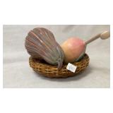 Decorative Wicker Basket Set With Fruits