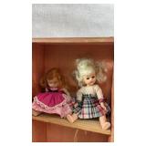 vintage doll set a Vogue Ginny fitted wardrobe