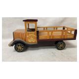 D. Ghirardelli Chocolate Factory Hand Crafted Truc