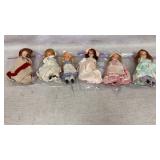 6 Miniature dolls