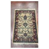 Vtg Persian style rug