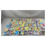 large lot of 400 assorted Pokémon trading cards