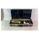 Vintage Bundy II alto saxophone with case