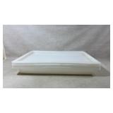 Storage containers only one has a lid