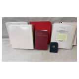 Books and binders about flying airplanes