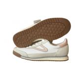 Womenï¿½s TRETORN New Size 7 Tennis Shoes
