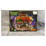 2018 Michaelï¿½s Lemax "Pick Me Pumpkin Wagon"