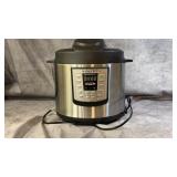 Instant Pot LUX60 6-in-1 programmable electric