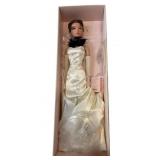 Rare Madame Alexander 16" GIGI 2008 Limited