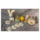 Easter Decor, Vintage Ceramic Yellow Duck Figurine