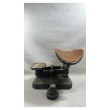 antique cast iron mercantile or grocery balance