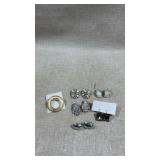Collection of Vtg clip on earrings and pin/