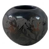 BERNICE MOQUINO PUEBLO ETCHED POTTERY POT