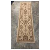 Traditional Beige And Floral Runner Rug, 106