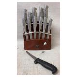 Henckels Modernist 14-piece self-sharpening