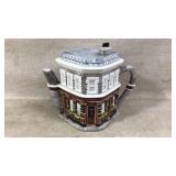 East Enders the queen Victoria ornamental teapot
