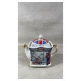 Sadler London heritage collectible tea pot