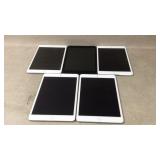 iPads powers on and shows dead battery logo