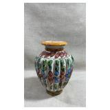 vintage Italian majolica pottery vase features a