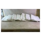 (7) white my pillow bath towels