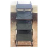 Foldable dog ramp