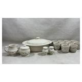 a Longaberger Pottery Woven Traditions Heritage