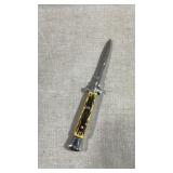 classic Italian-style stiletto folding pocket
