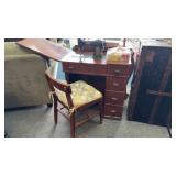 Vintage White Rotary Sewing Machine In Wooden