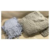 2 knitted blankets