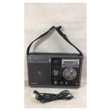 Vintage Panasonic RF-B300 6-band portable