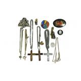 Assorted Vtg. Womenï¿½s Designer Costume Jewelry